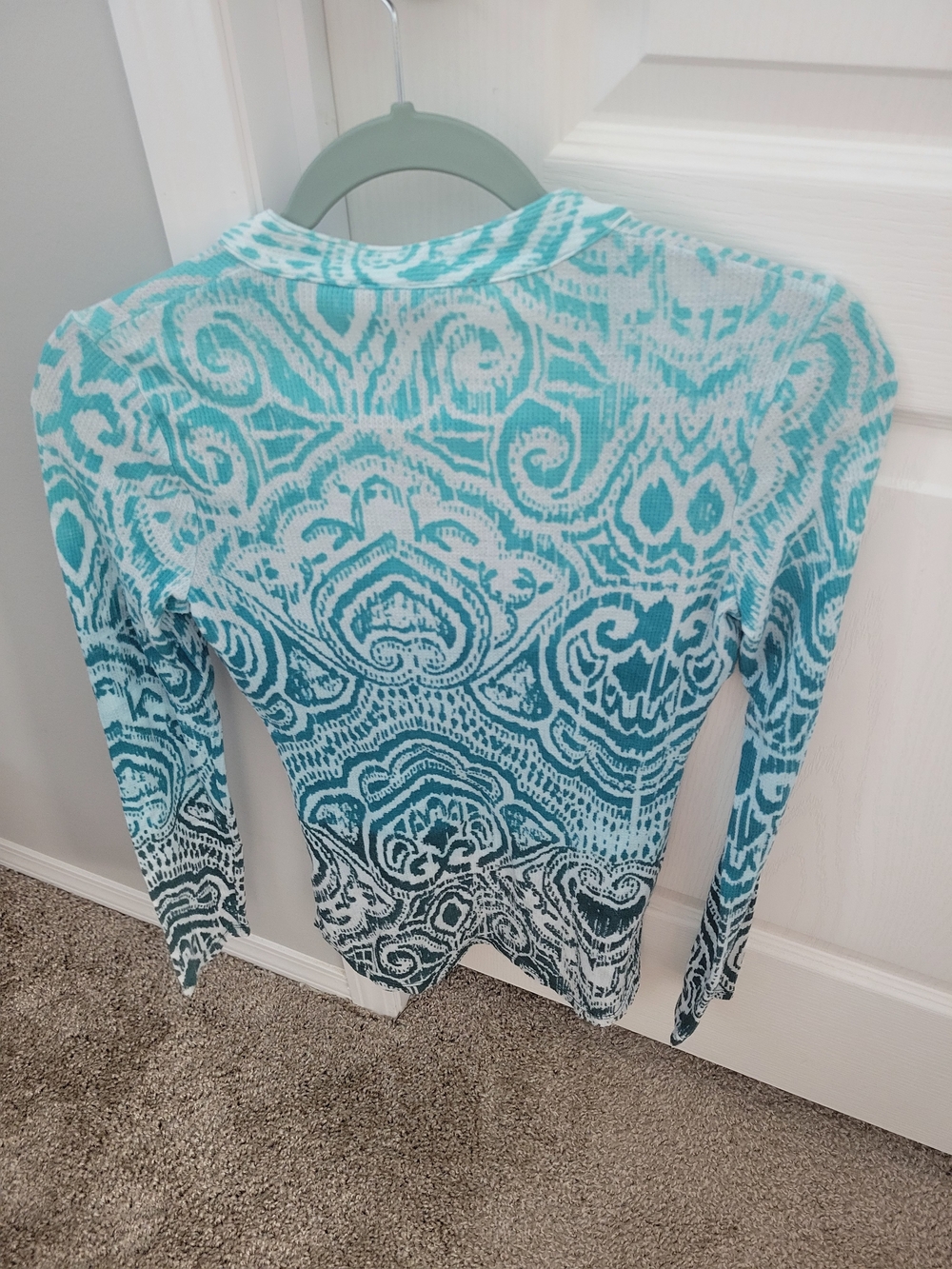 Athleta Aqua Ombre Printed Long-Sleeve Henley Top - Picture 2 of 4